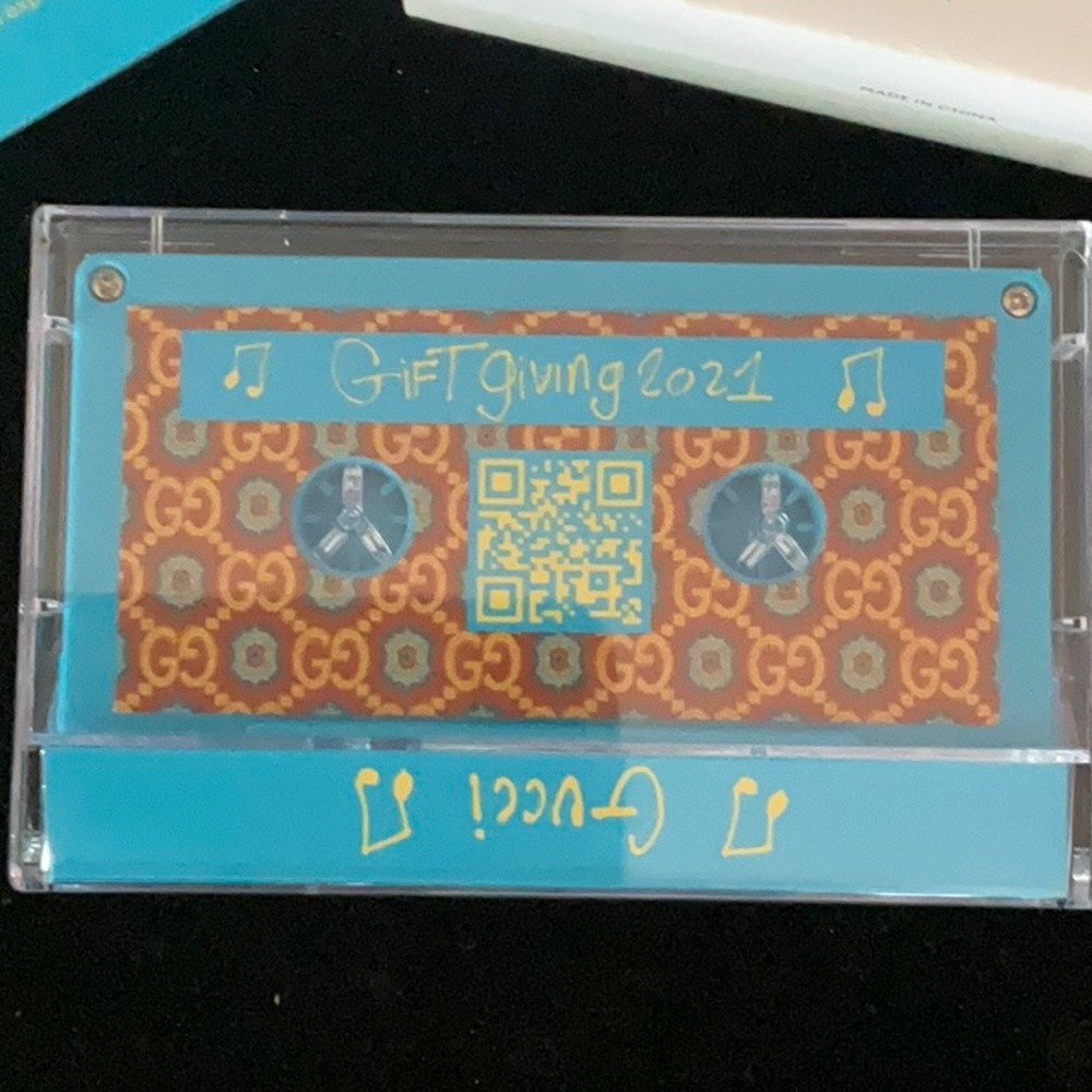 Gucci Blue and Brown Designer Mixtape, USB Keepsake - Picture 3 of 4